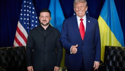 俄军炸穿乌克兰防空，炸出一意外结果：美军的秘密，终于瞒不住了？特朗普提出了一个妙计